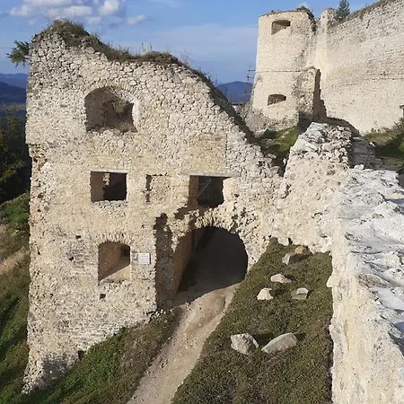 Samostatny Dom S Bazenom V Rajeckej Doline *