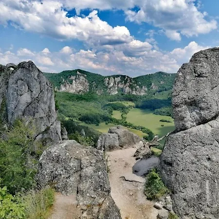 Samostatny Dom S Bazenom V Rajeckej Doline