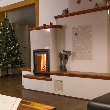 Samostatny Dom S Bazenom V Rajeckej Doline 度假居 *